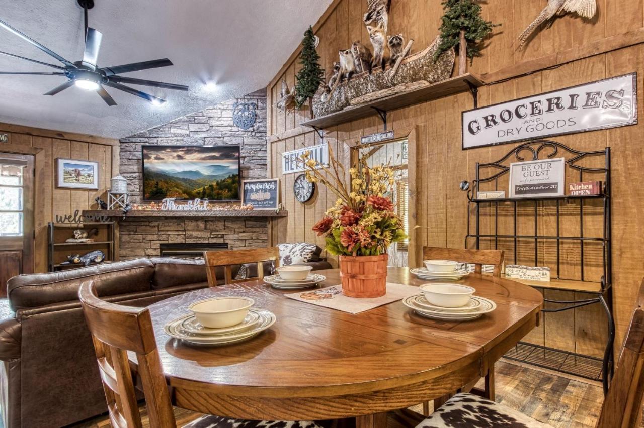Er26 - Sasquatch - Great Location! Close To Town Pool! Holiday home *