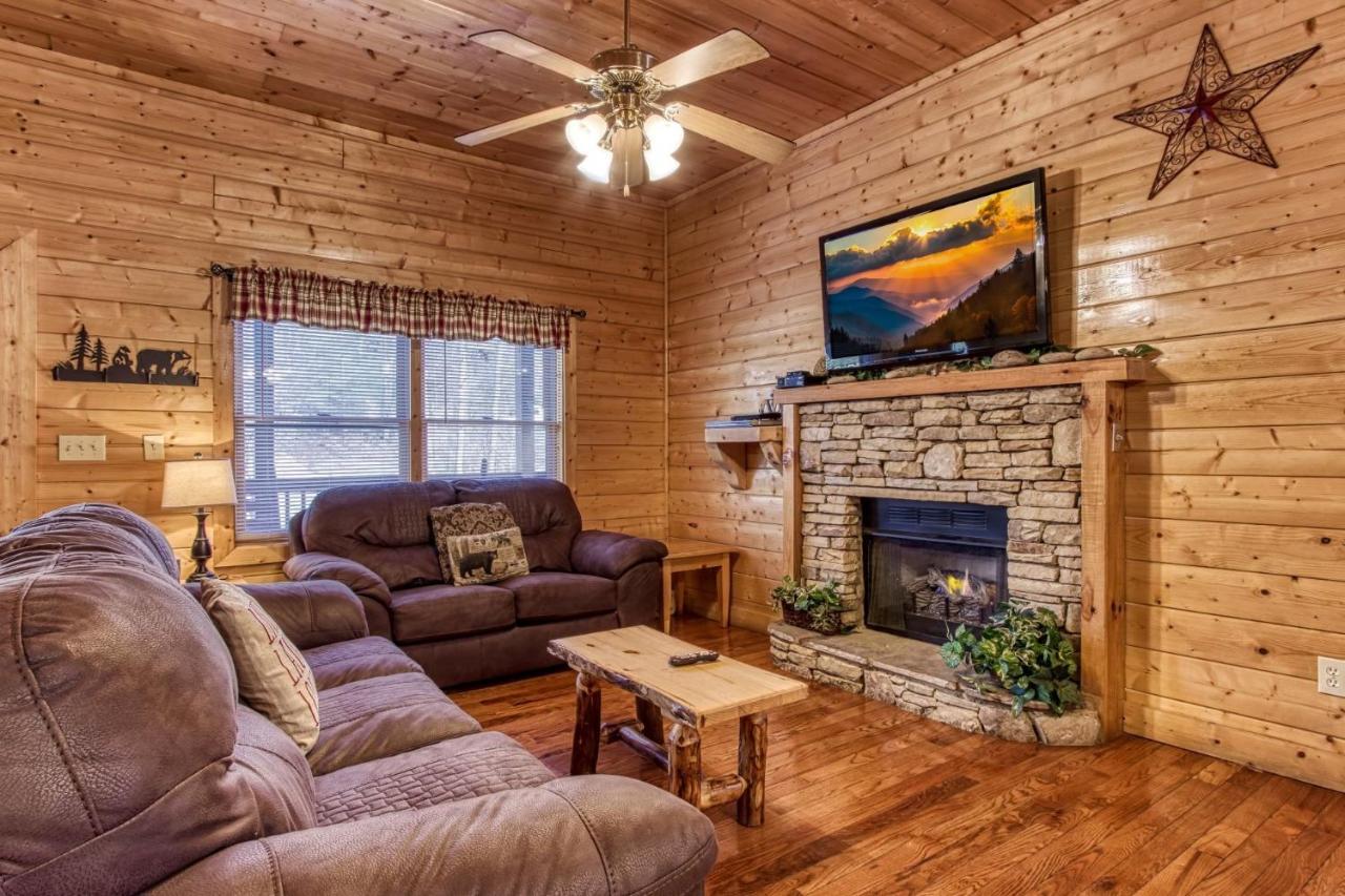 Er305- Bear Right Inn- Great Location- Close To Town * Pigeon Forge