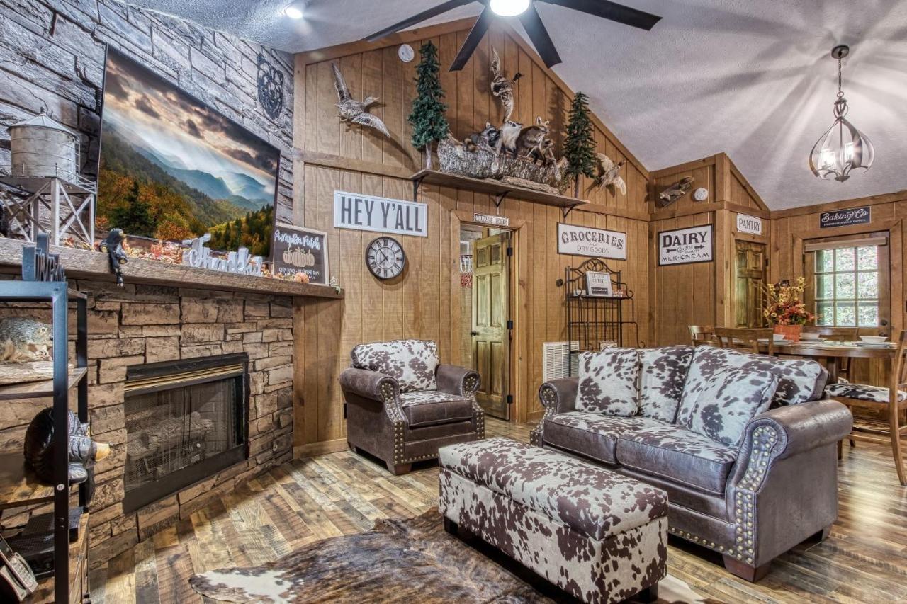 Holiday home Er26 - Sasquatch - Great Location! Close To Town Pool! Pigeon Forge