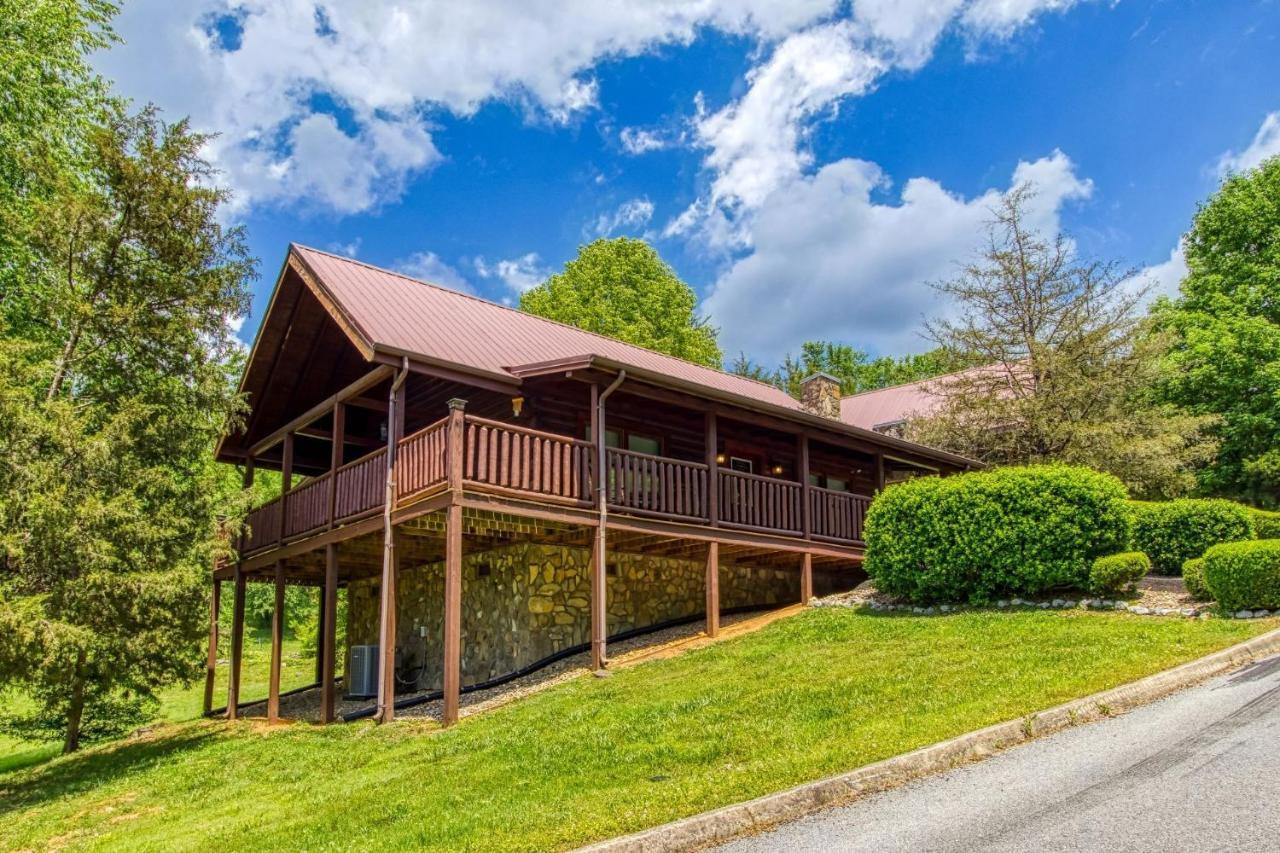 Little Slice Of Heaven -1br 1ba Close To Town And Amenities Pigeon Forge