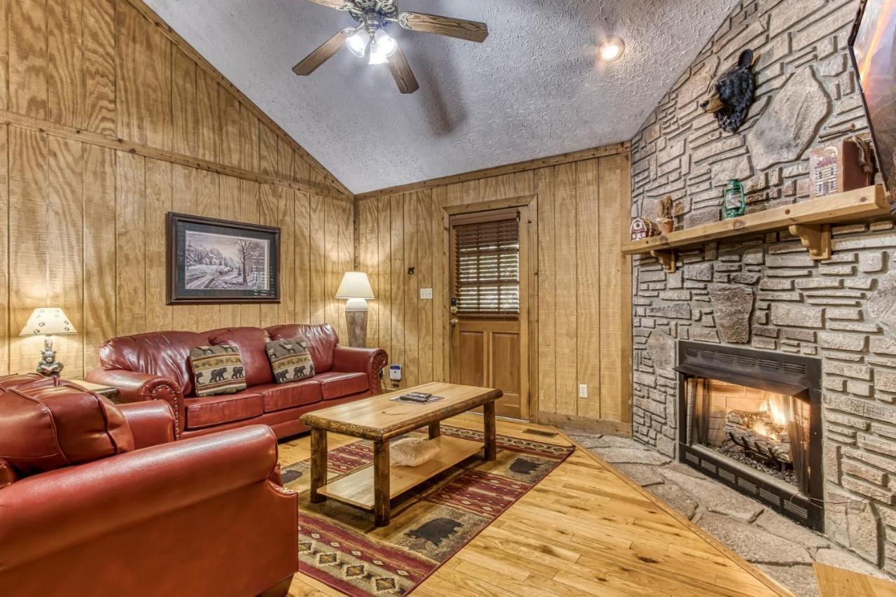 Er38r Grandpa's Getaway - Great Location- Close To Town *