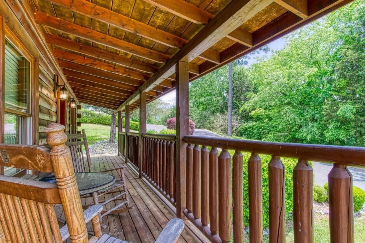 Little Slice Of Heaven -1br 1ba Close To Town And Amenities * Pigeon Forge