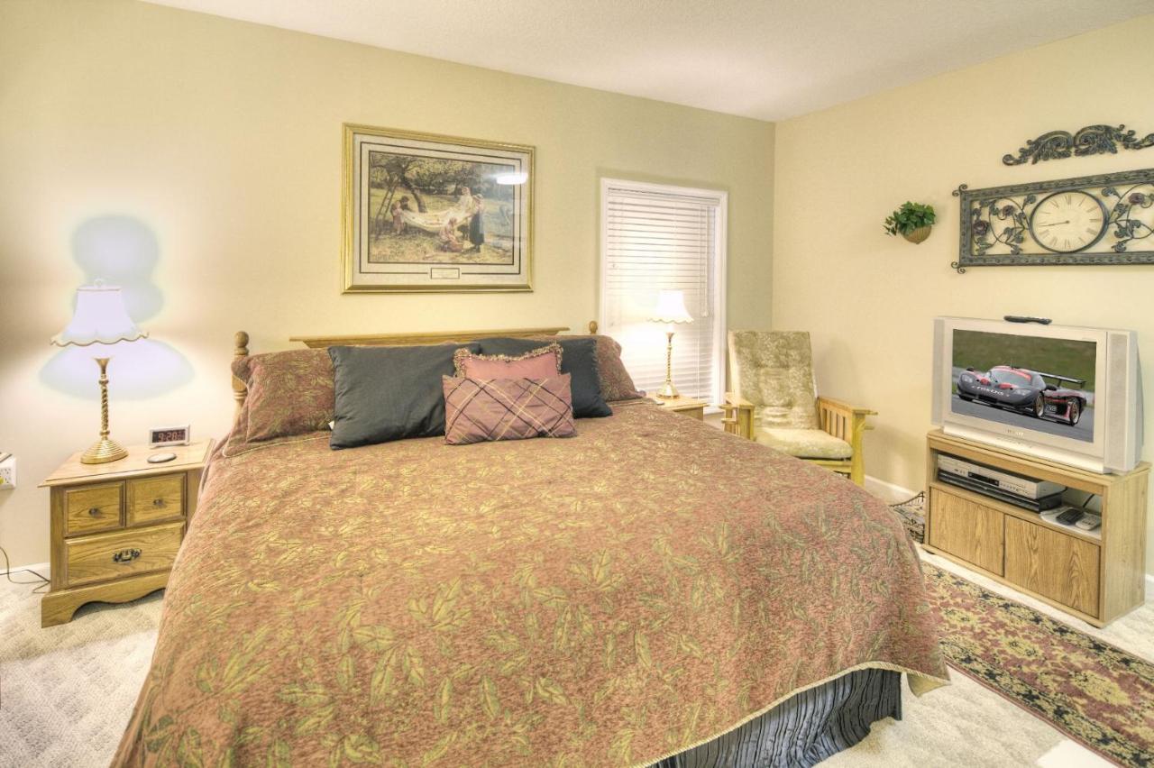 Colonial Crest 107 - Great Location! - Walk To Town! * Pigeon Forge