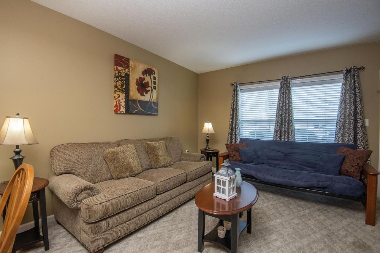 Colonial Crest 112 - Great Location! - Walk To Town! Pigeon Forge