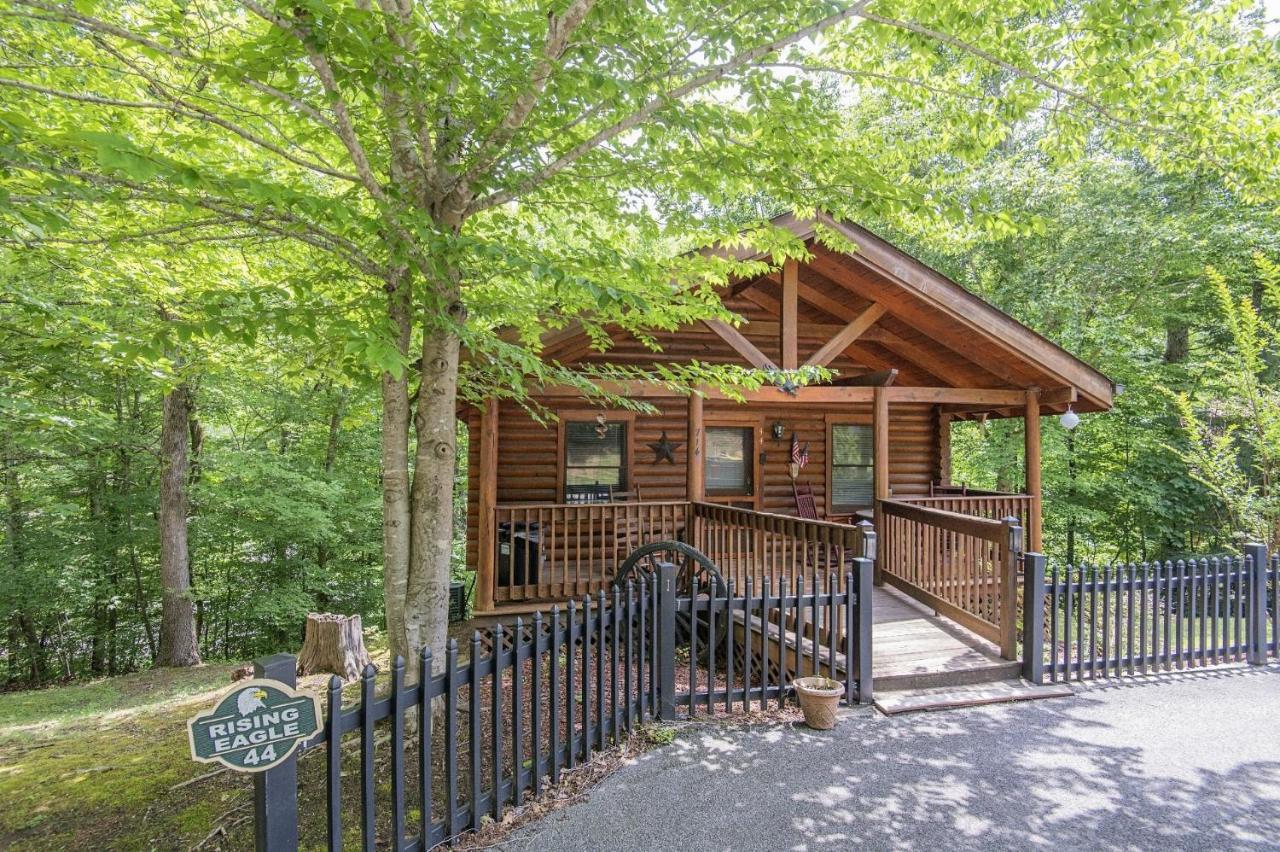 Er44 - Rising Eagle - Great Location! Close To Town! Holiday home
