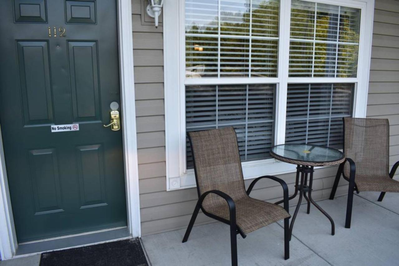 Colonial Crest 112 - Great Location! - Walk To Town! *