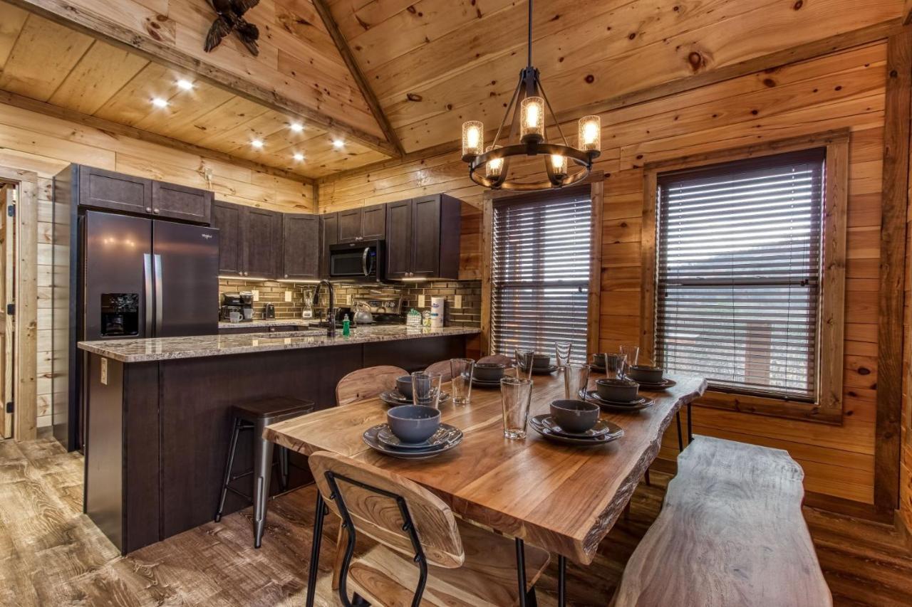 Holiday home Ern805- Bearly Believe It! - Great Location! Close To Town And The Action!