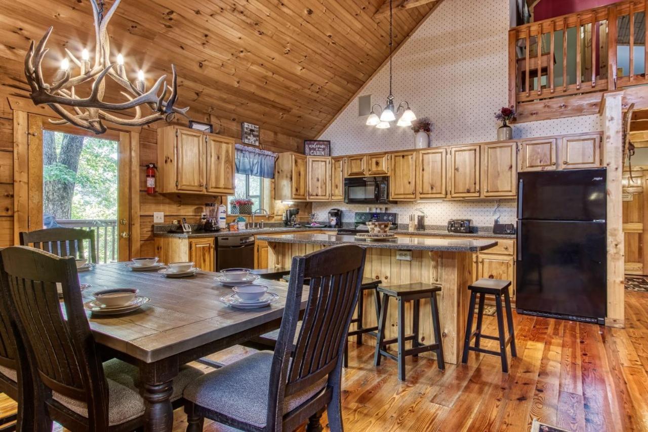 Er3 - Of Both Worlds -great Location-close To Town * Pigeon Forge