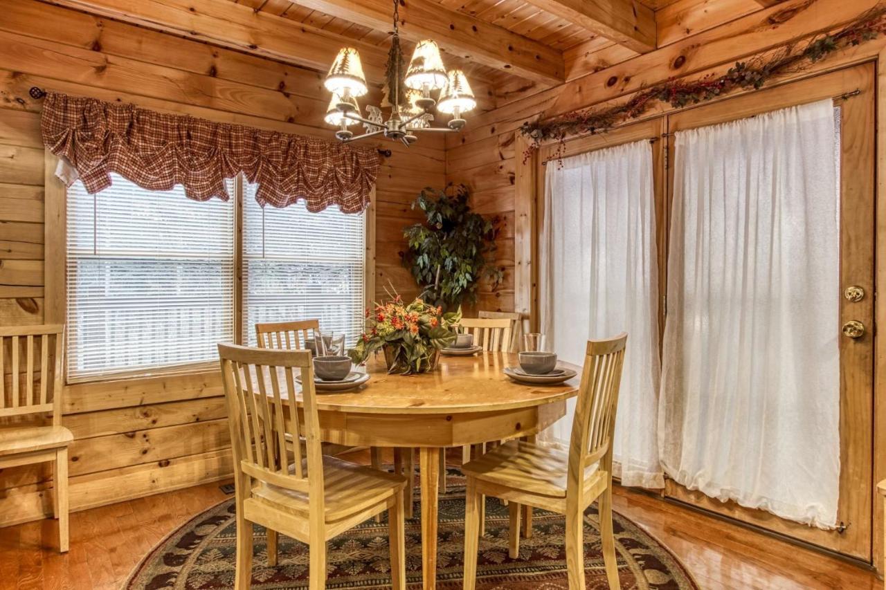 Er312- Bear Mountain Memories- Great Location- Close To Town Pigeon Forge