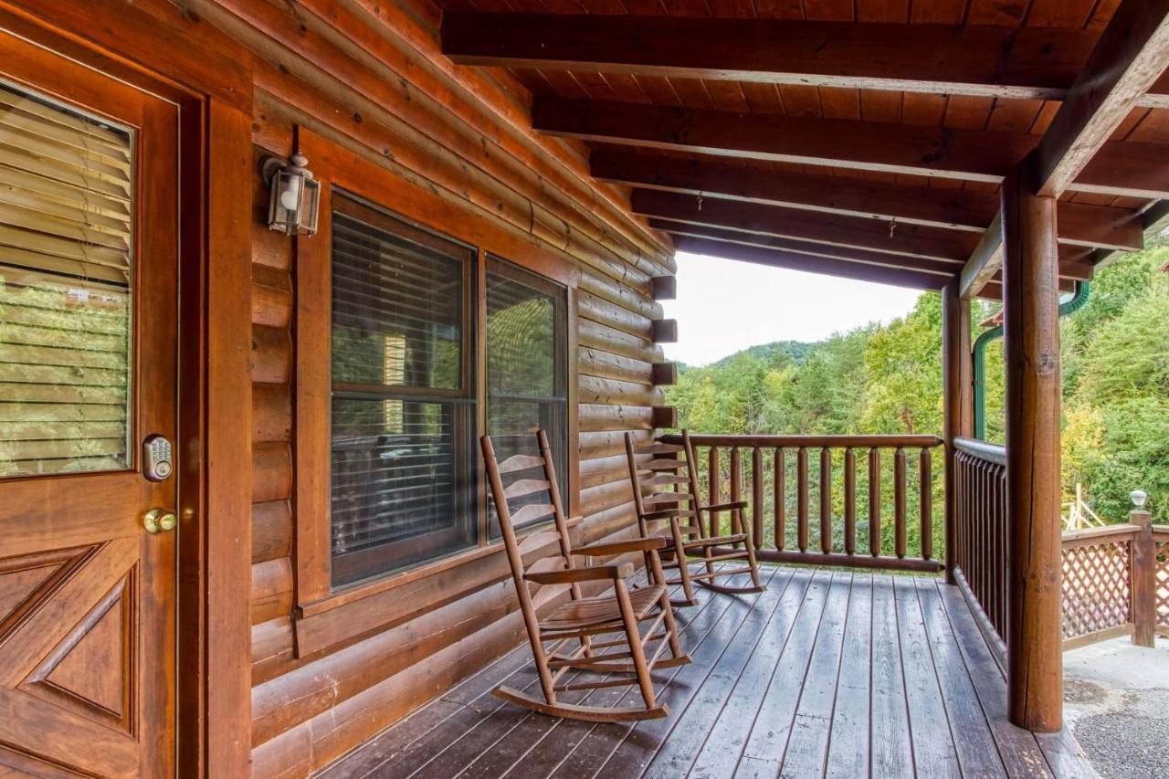 Ern807 - Black Bearry Ridge - Great Location! Close To The Action!