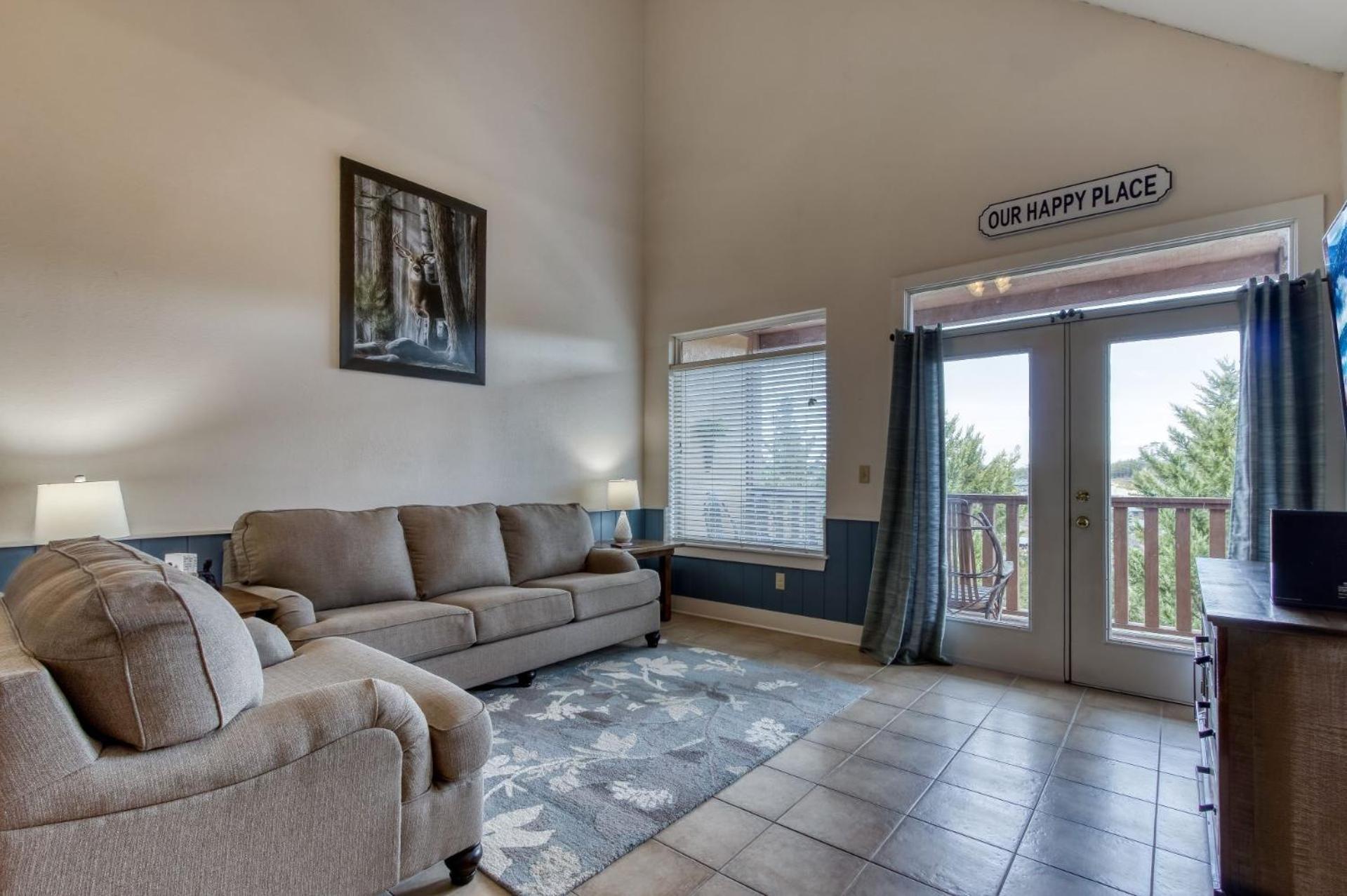 Apartment Owl 3205 - Close To Dollywood And Overlooking Gatlinburg Golf Course *