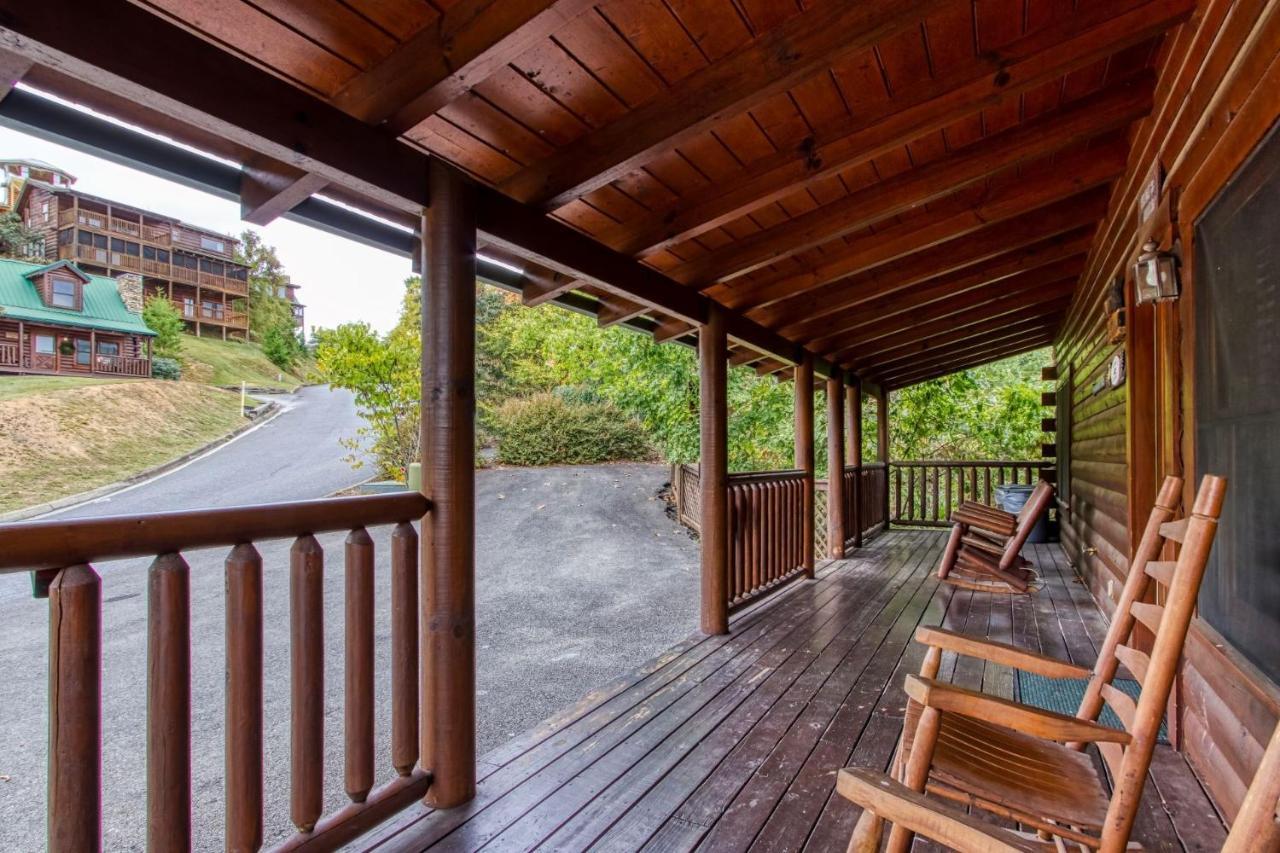 Ern807 - Black Bearry Ridge - Great Location! Close To The Action!