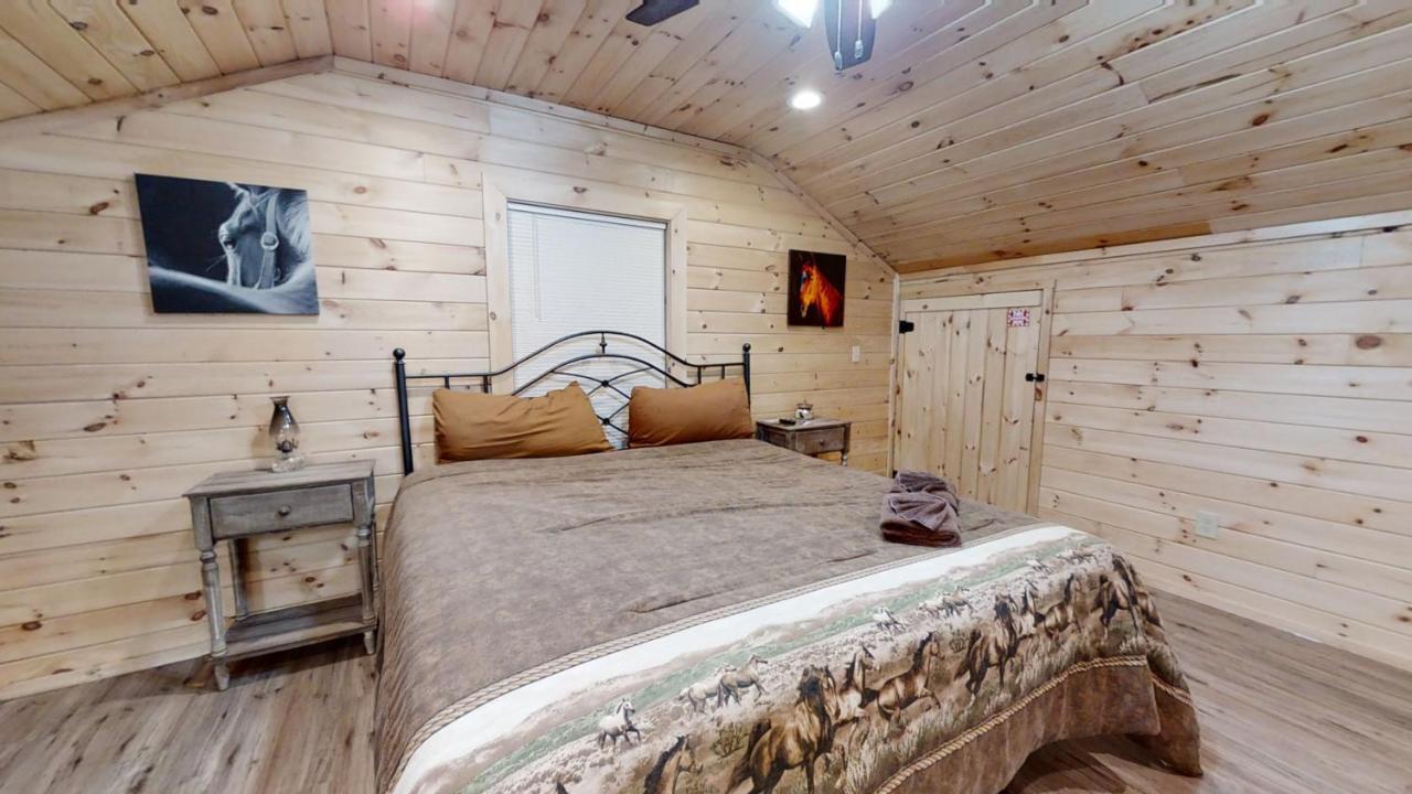 Farm stay Double L Ranch *