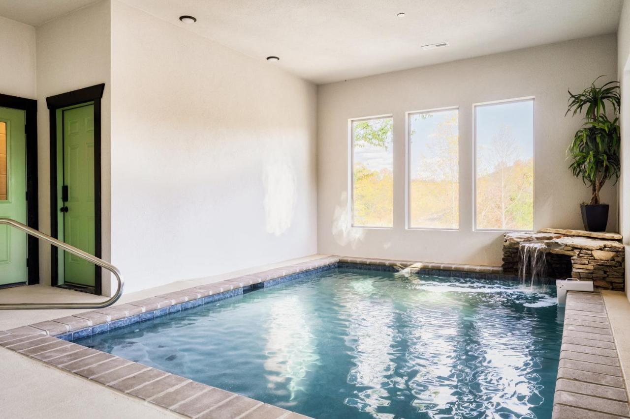 Holiday home New Discount, Private Pool, Fire Pit, Theater, Hot Tub *