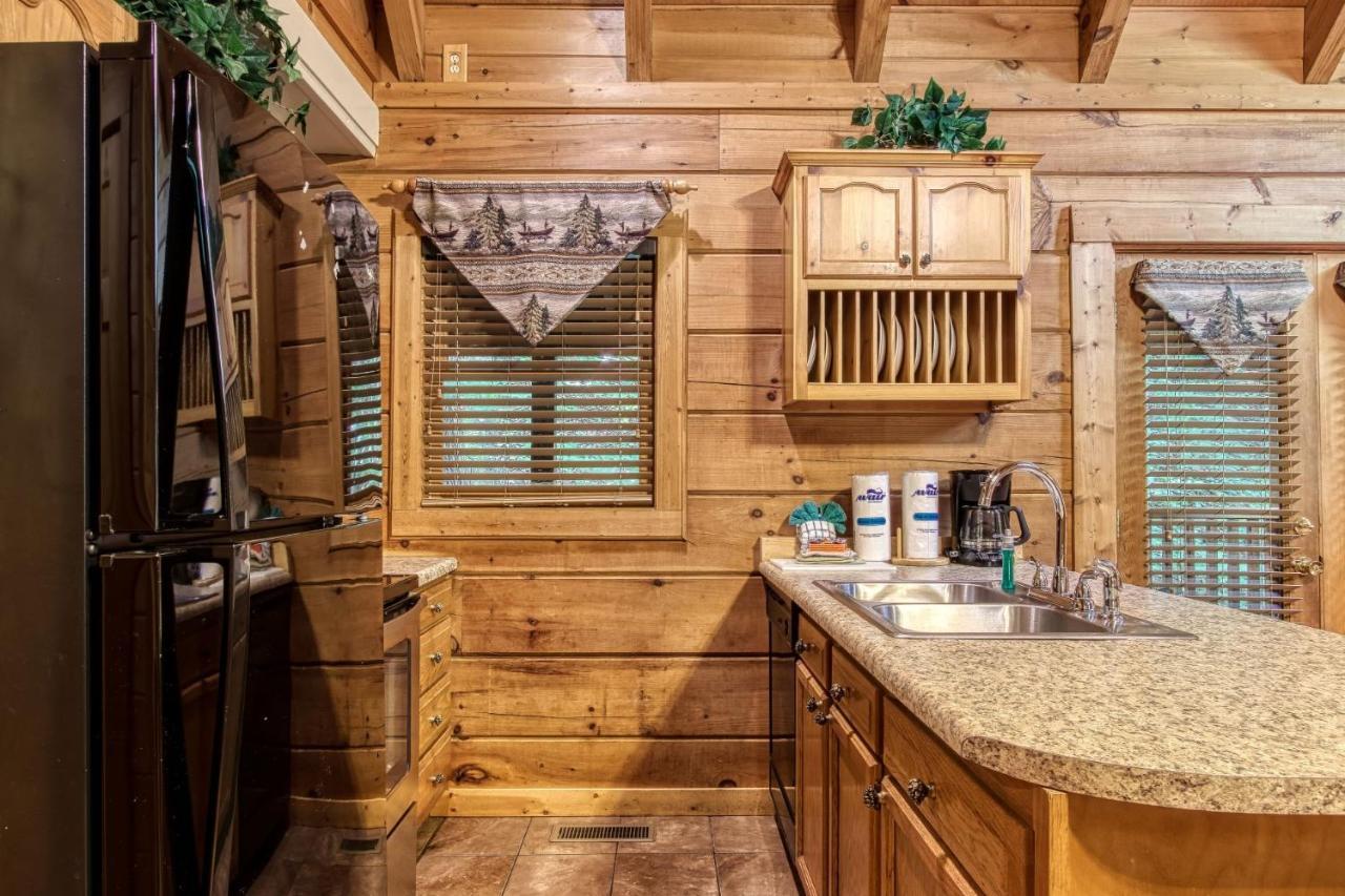 Er50 - Creekside - Great Location, Close To The Action! Holiday home *