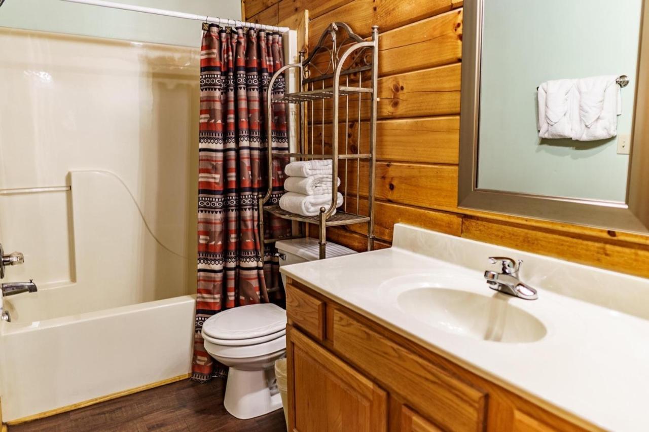 Er97 - Squirrel's Retreat - Close To The Action In Pigeon Forge! Pigeon Forge