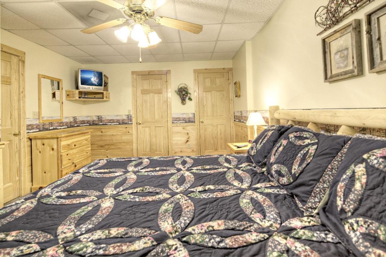 Er308- The Cozy Bear- Great Location- Close To Town Holiday home *