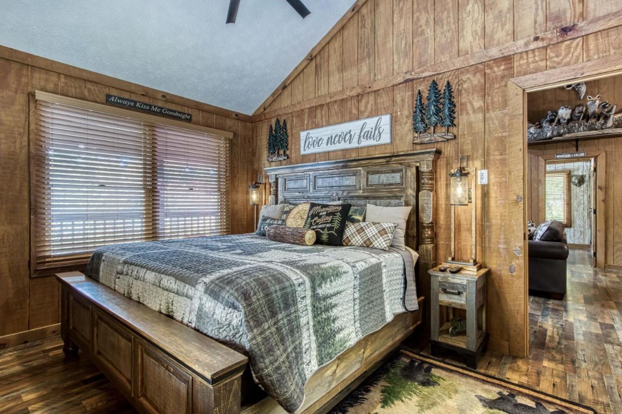 Er26 - Sasquatch - Great Location! Close To Town Pool! Holiday home *