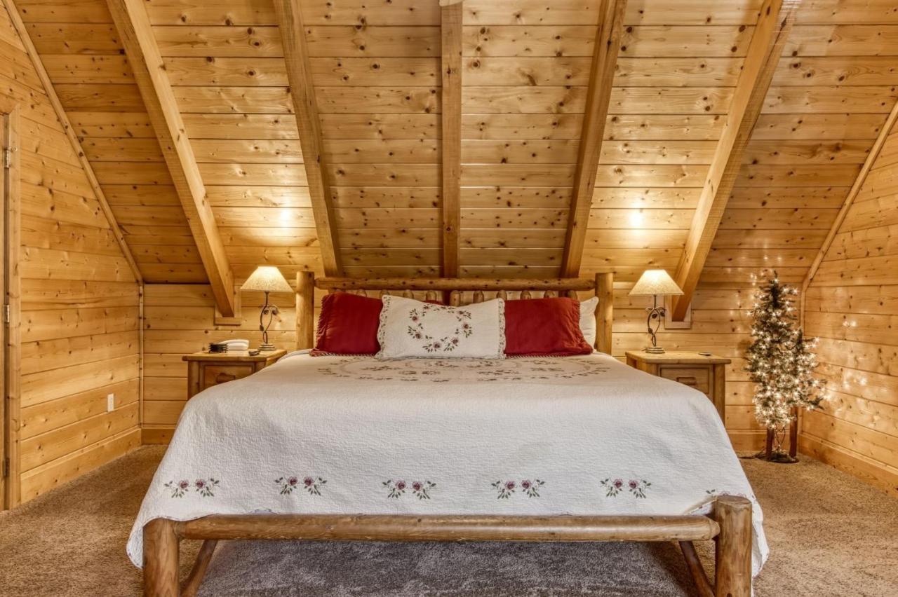 Holiday home Ern819 - Mountain Majesty - Great Location! Close To The Action! *