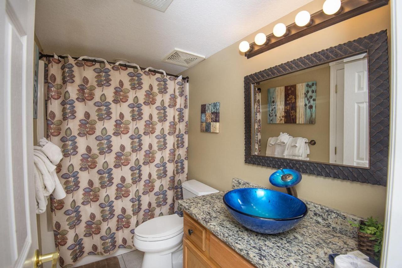 Colonial Crest 112 - Great Location! - Walk To Town! Pigeon Forge