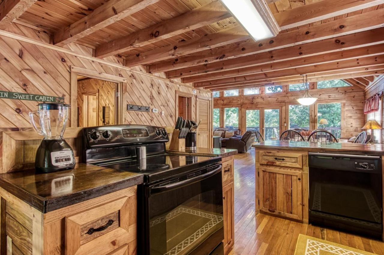 Er1 - Smoky Mountain Escape Great Location - Close To Town!