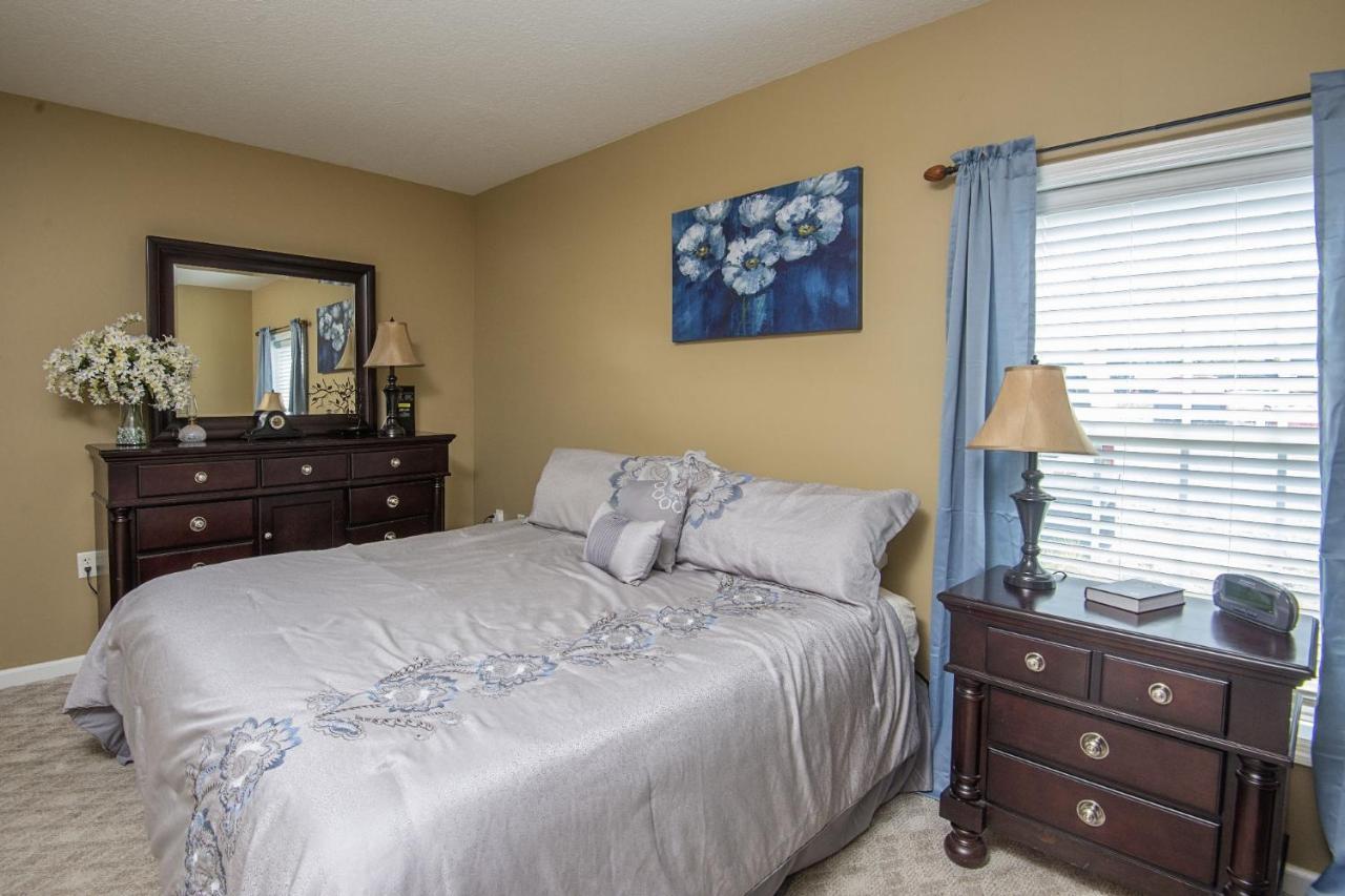 Colonial Crest 112 - Great Location! - Walk To Town!
