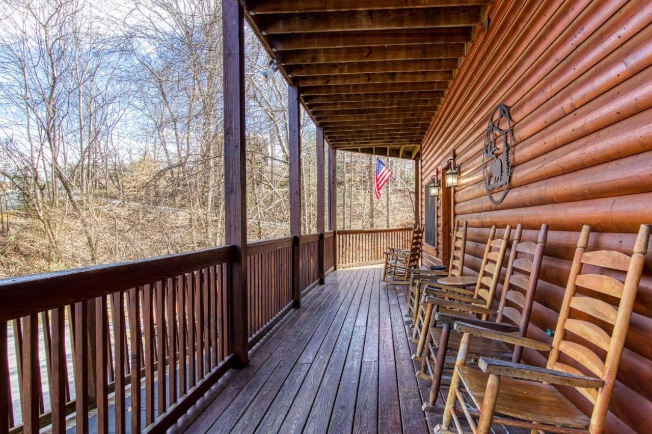 Er305- Bear Right Inn- Great Location- Close To Town Pigeon Forge