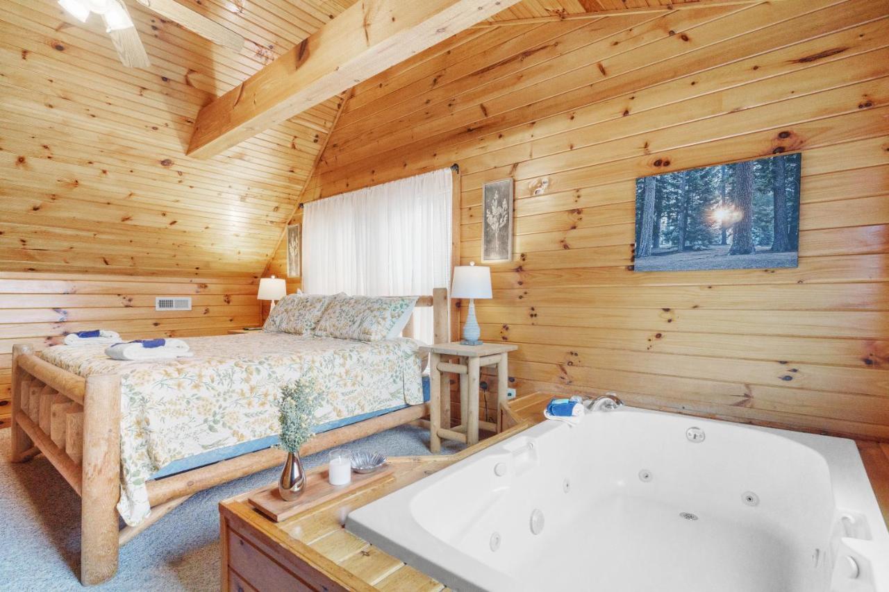 Holiday home The Honey Pot, Hot Tub, Pool, 1089 Free Tickets Each Paid Day, Dollywood And *