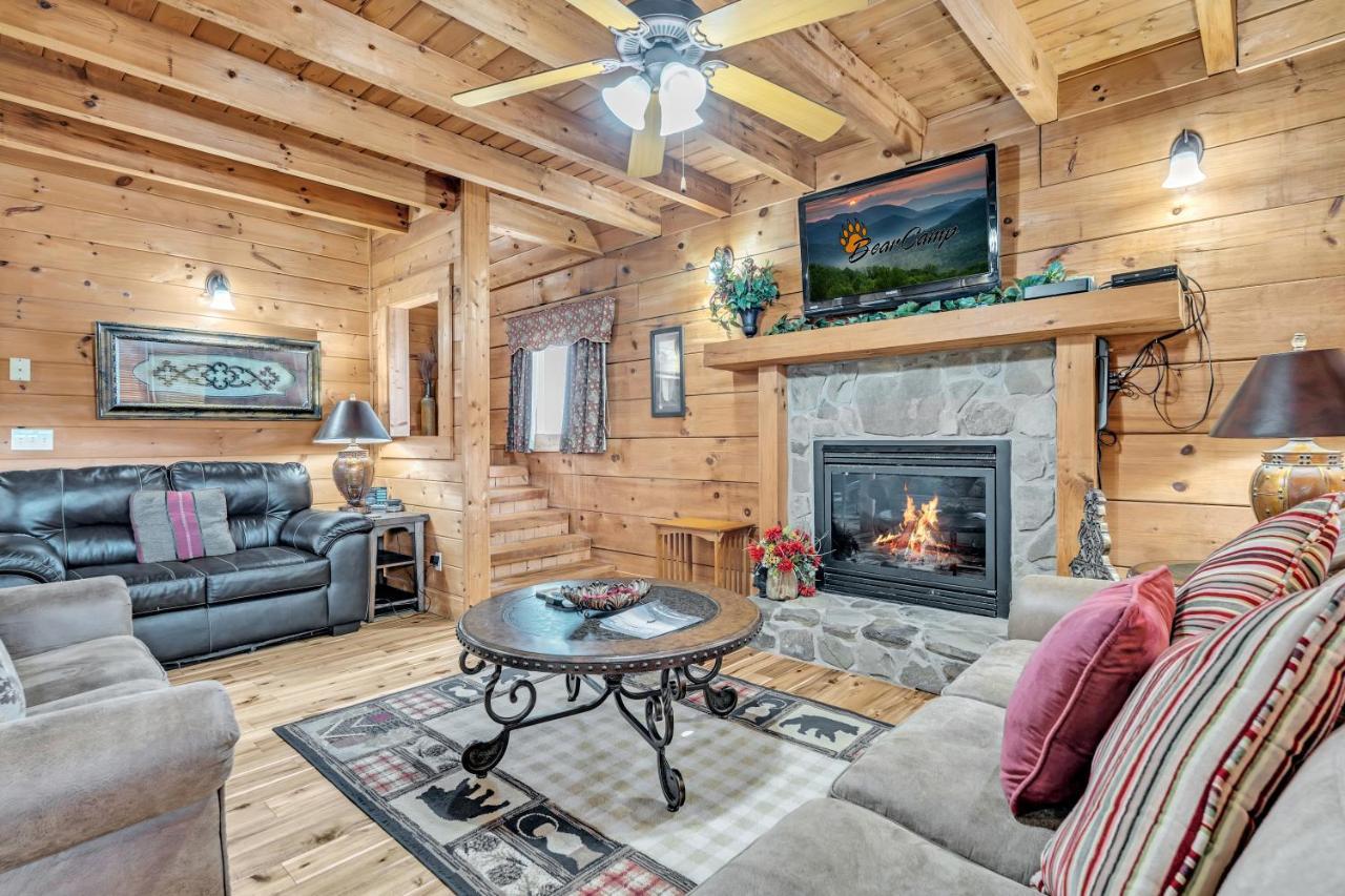 Holiday home Reflections, Hot Tub, Pool, Wifi, 1089 Free Tickets Each Paid Day, Dollywood And