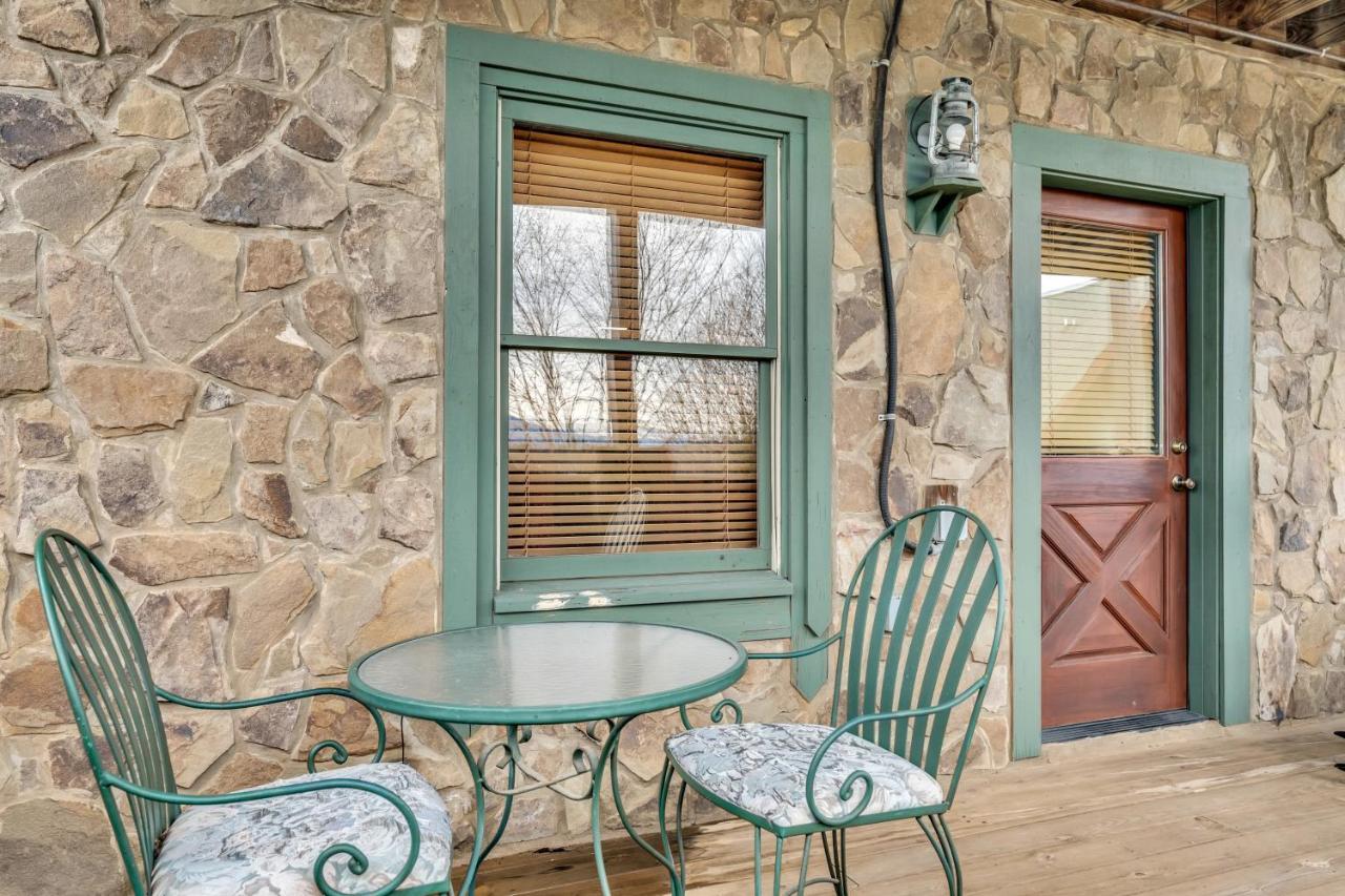 Reflections, Hot Tub, Pool, Wifi, 1089 Free Tickets Each Paid Day, Dollywood And