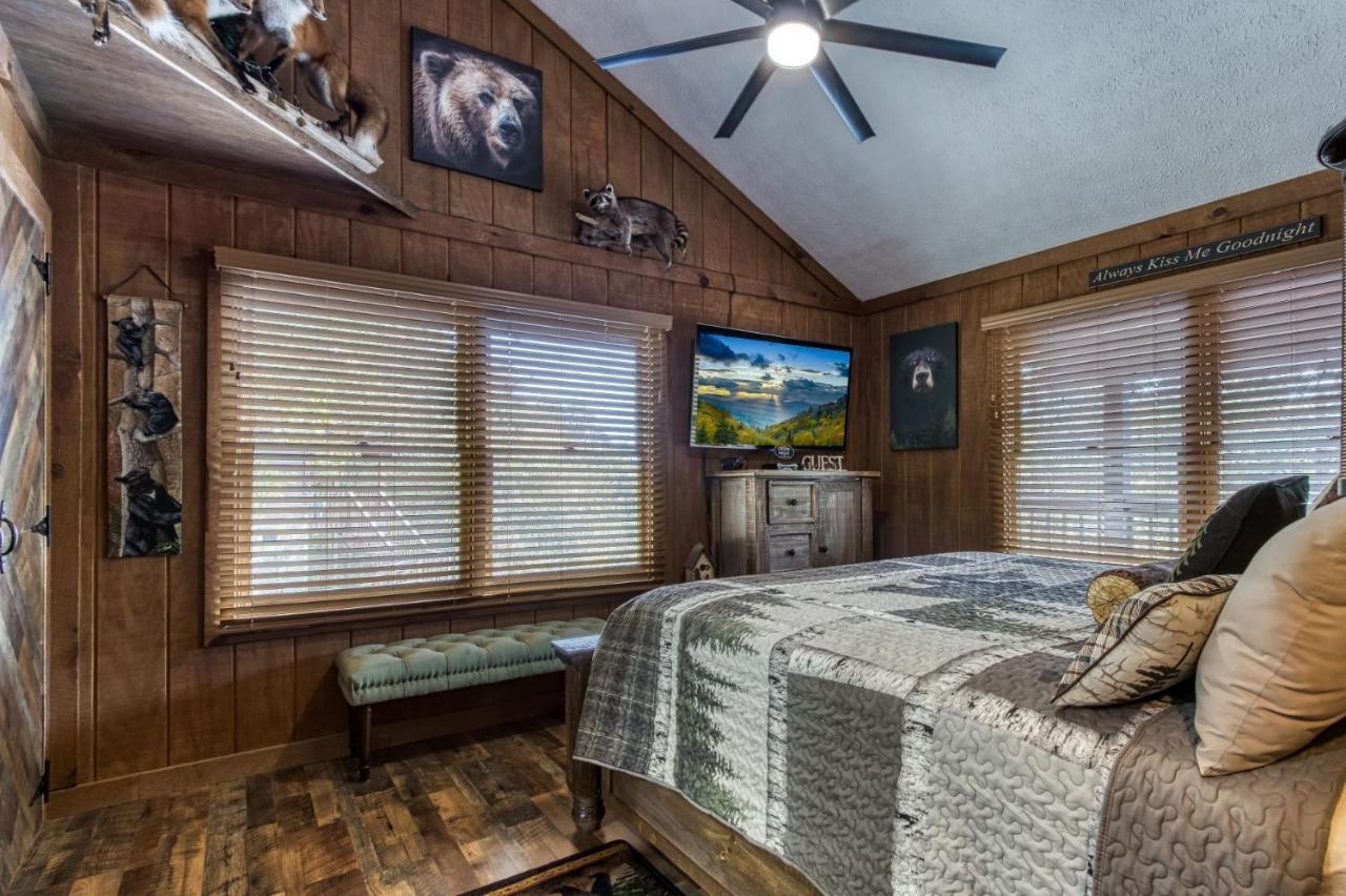 Er26 - Sasquatch - Great Location! Close To Town Pool! Pigeon Forge