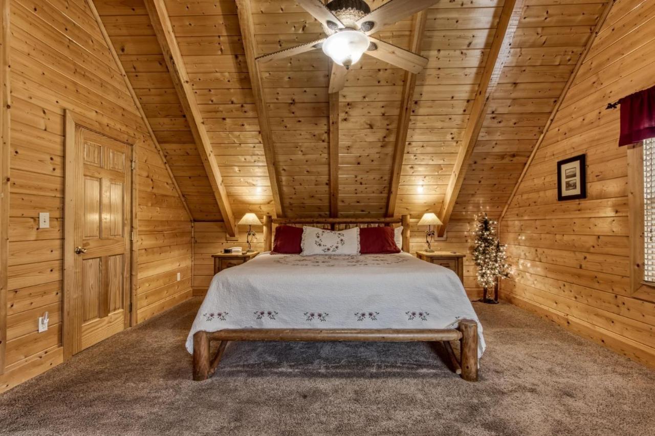 Holiday home Ern819 - Mountain Majesty - Great Location! Close To The Action! *