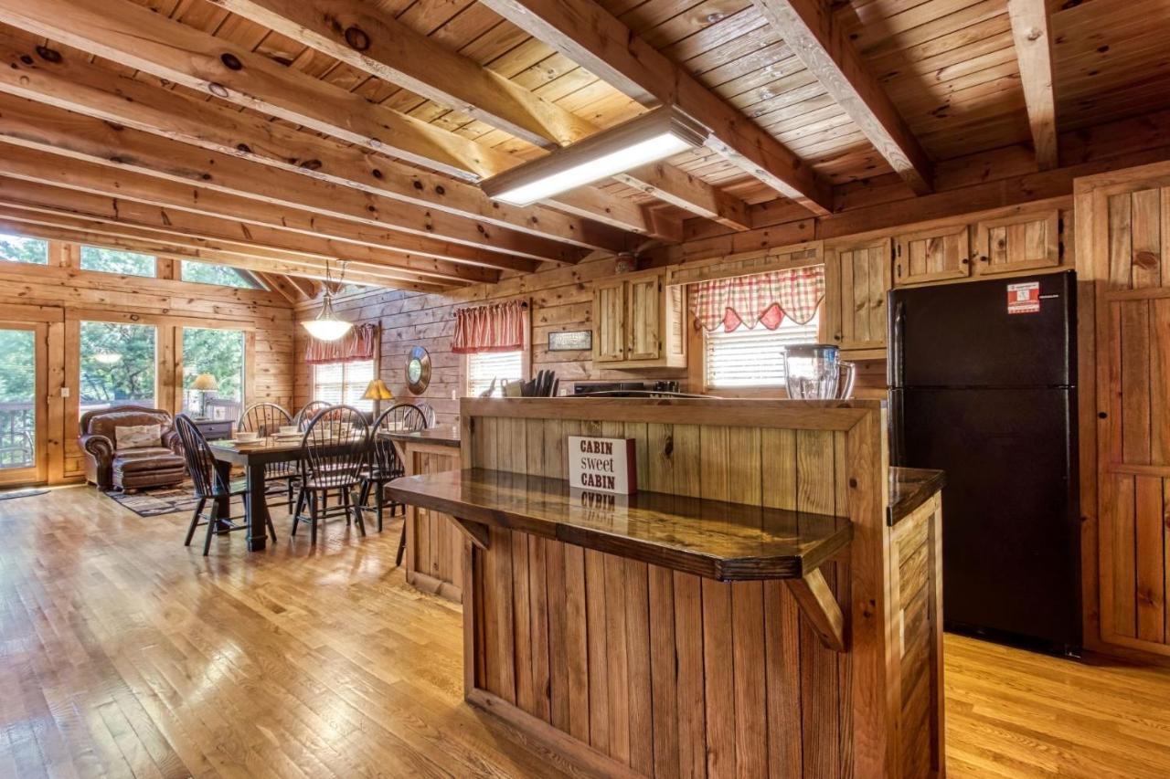 Er1 - Smoky Mountain Escape Great Location - Close To Town! *
