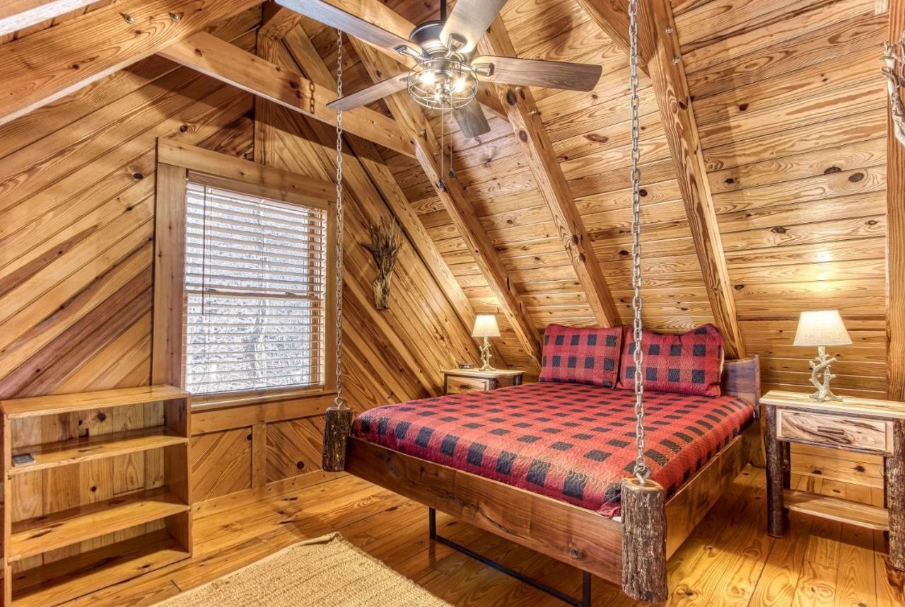 Holiday home Er45 - Tin Pan Alley - Great Location, Just Across From Swimming Pool! Pigeon Forge