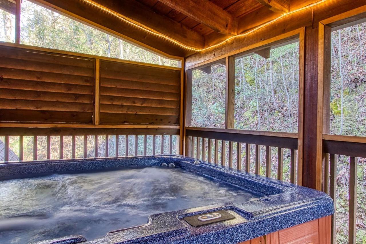 Er260- Magical Moments Great Location- Close To Town *