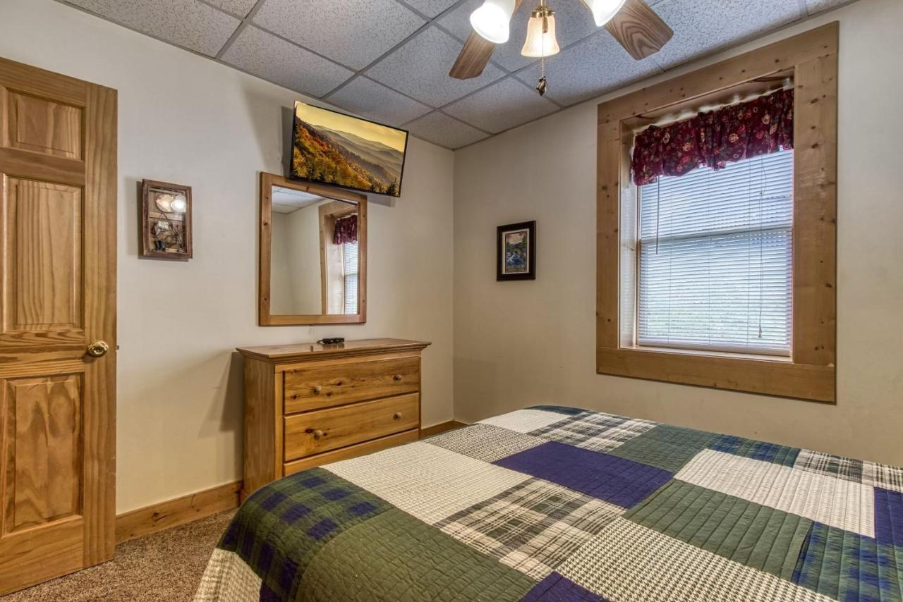 Er6 - On Eagles' Wings - Great Location, Close To The Action! * Pigeon Forge