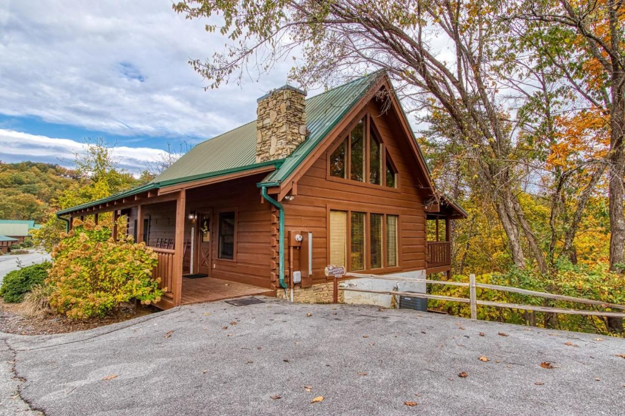 Ern819 - Mountain Majesty - Great Location! Close To The Action!