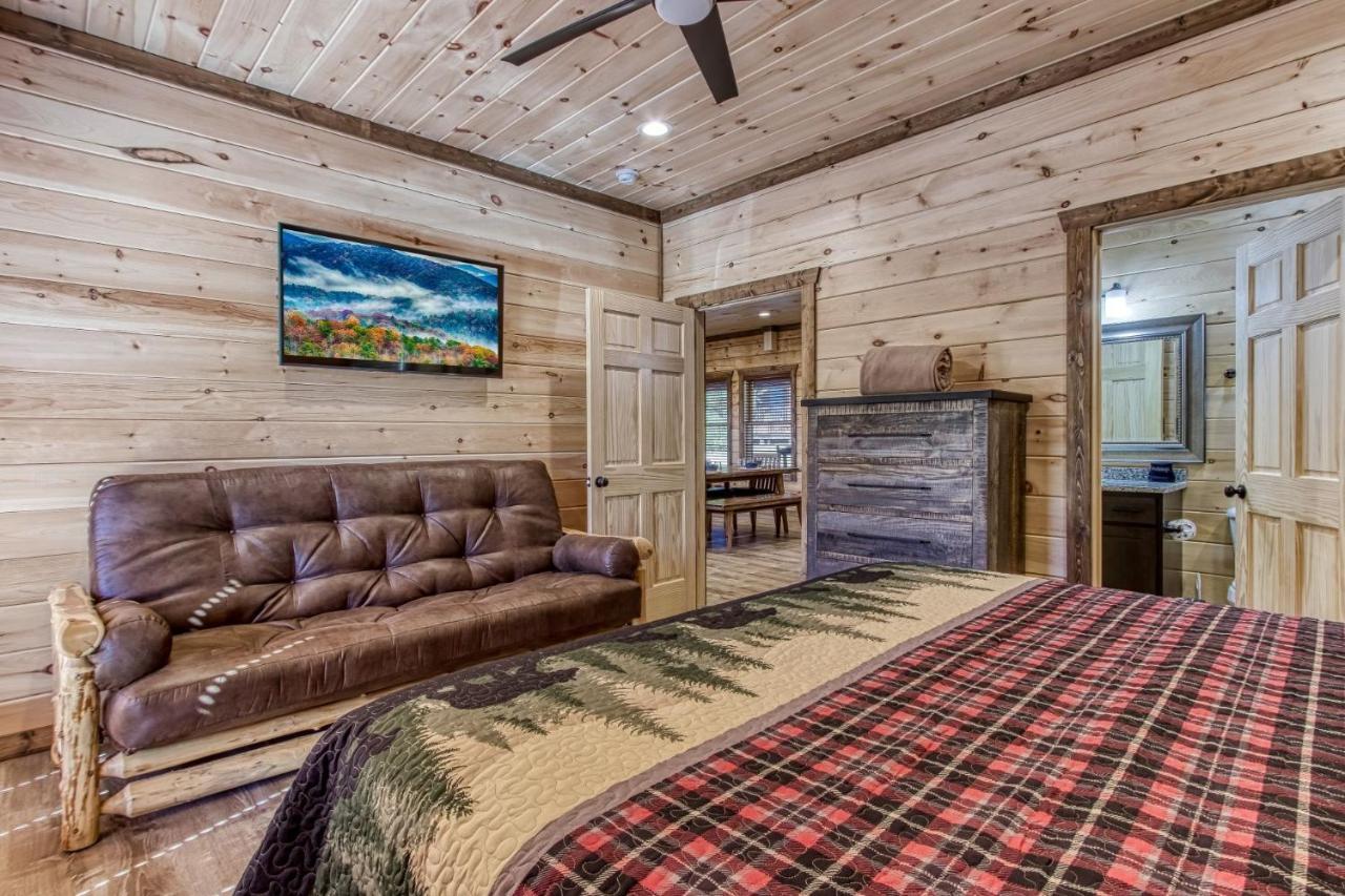 Holiday home Ern840 - Splashin' - Brand New With Indoor Pool! Great Location!