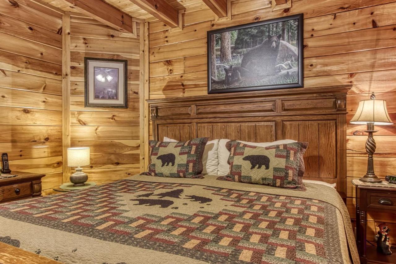 Majestic Mountain View - Great Location! - Convenient To Everything! Holiday home Pigeon Forge