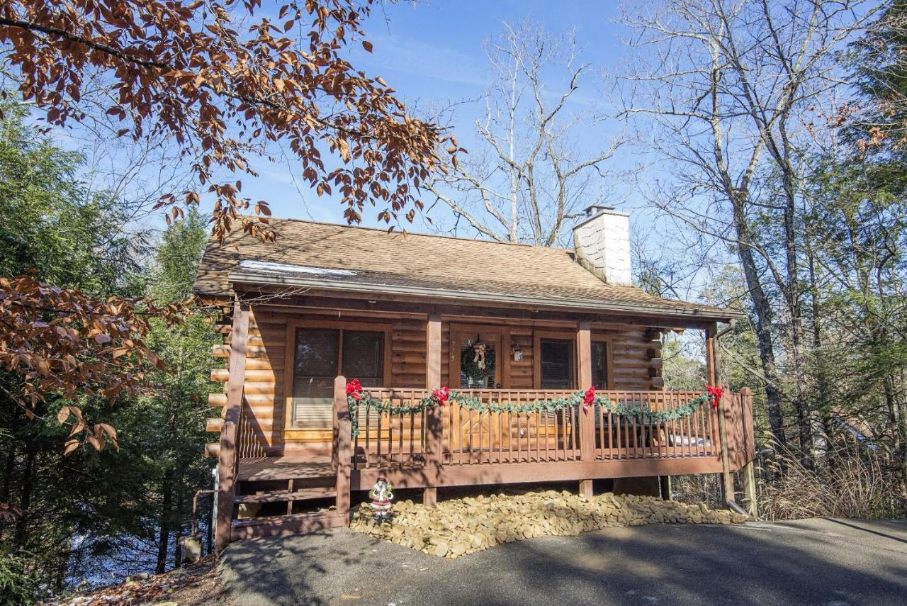 Holiday home Cuddlin' Up, Er209 - Luxury At Its Finest And Location That Can't Be Beat!