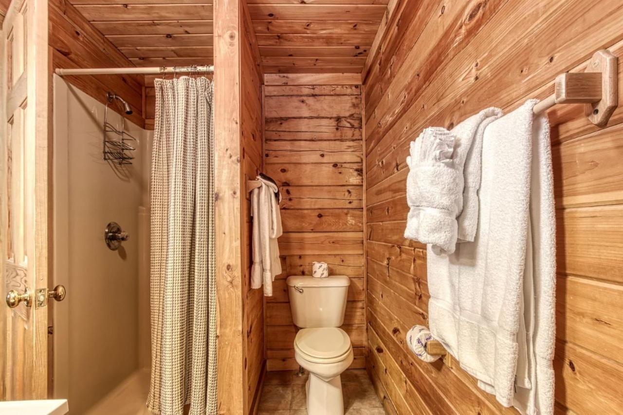 Er1 - Smoky Mountain Escape Great Location - Close To Town!