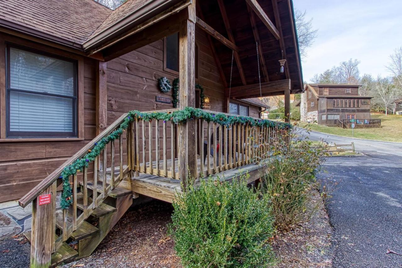 Er46 - Cherith Brook - Great Location, Just Across From Swimming Pool!