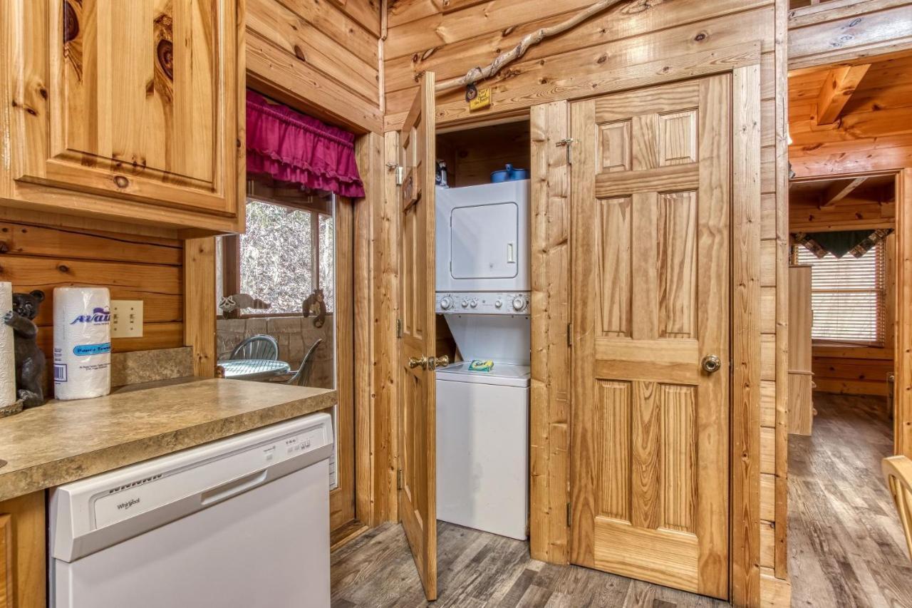 Er317 - The Cubby Hole - Great Location - Close To Town *