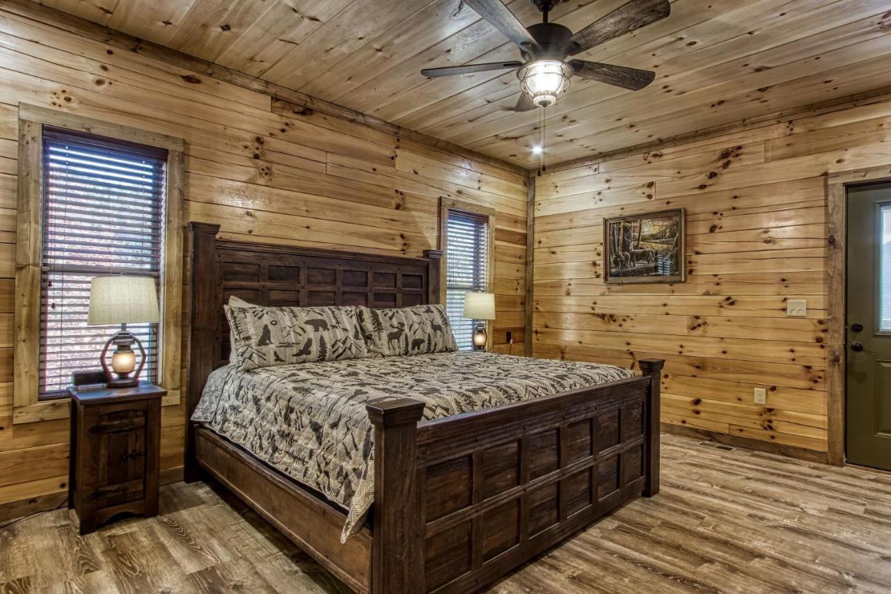 Ern805- Bearly Believe It! - Great Location! Close To Town And The Action! Pigeon Forge