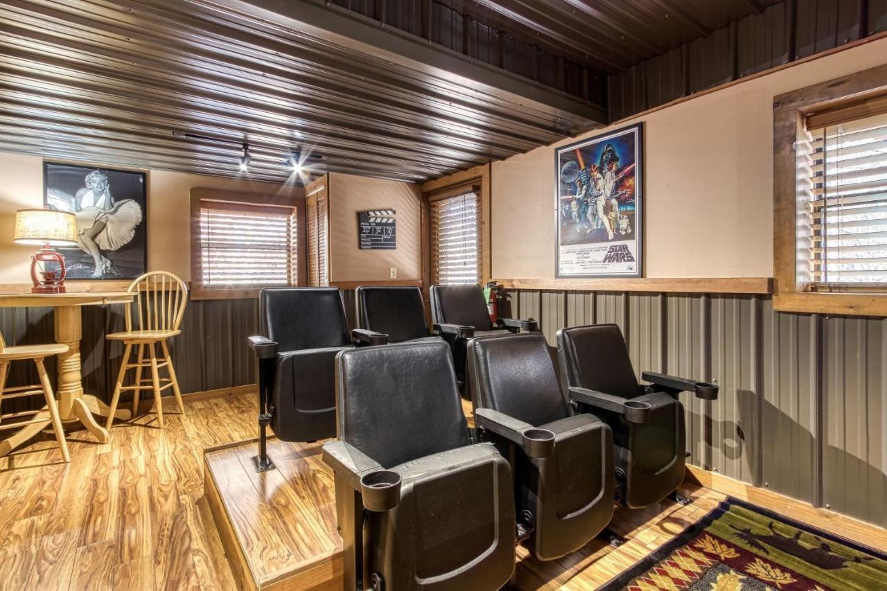Er45 - Tin Pan Alley - Great Location, Just Across From Swimming Pool! * Pigeon Forge