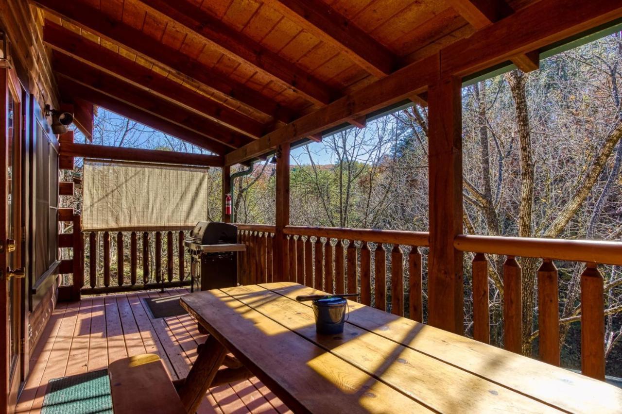 Holiday home Ern832 - Lakeside Hideaway - Great Location! Close To The Action!