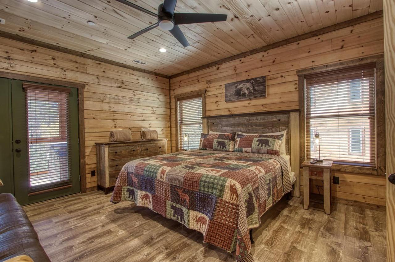Holiday home Ern840 - Splashin' - Brand New With Indoor Pool! Great Location! *