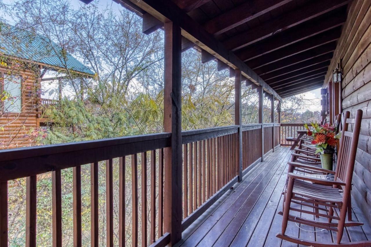 Holiday home Ern859 - Absolute Paradise - Great Location! Close To The Action! *
