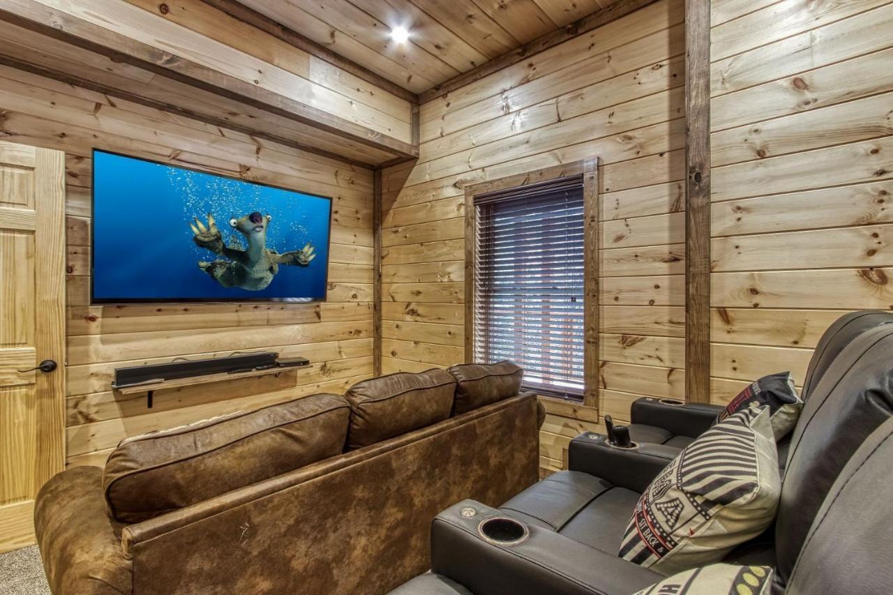 Holiday home Ern805- Bearly Believe It! - Great Location! Close To Town And The Action!