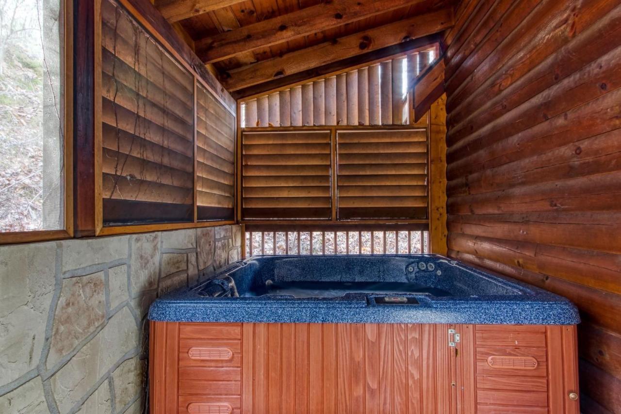 Er317 - The Cubby Hole - Great Location - Close To Town *